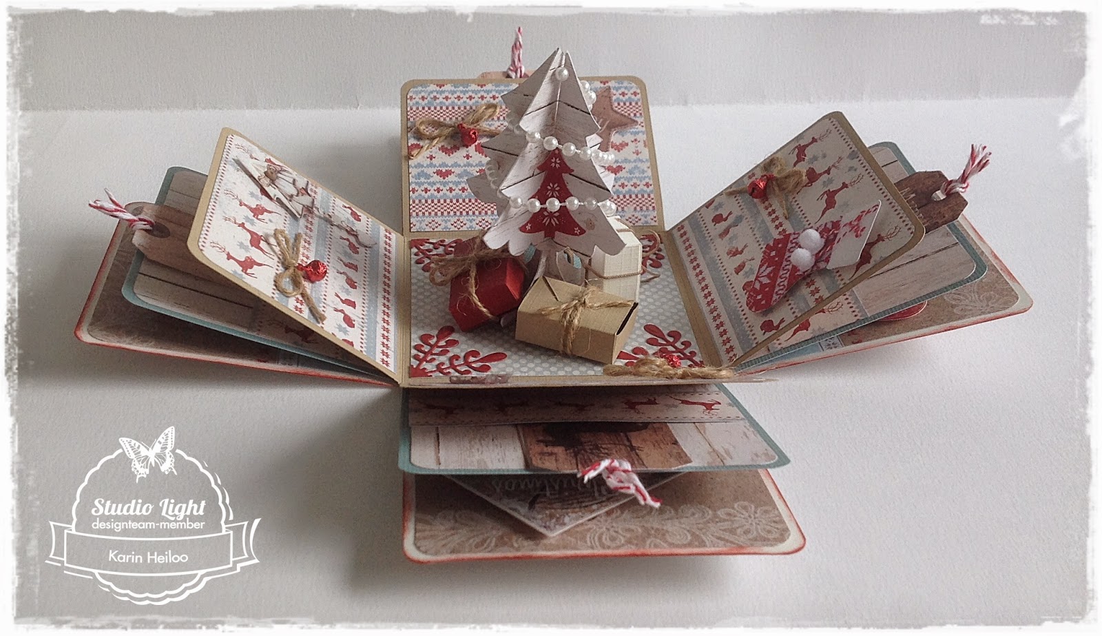 Studio Light Exploding Christmas Box..........