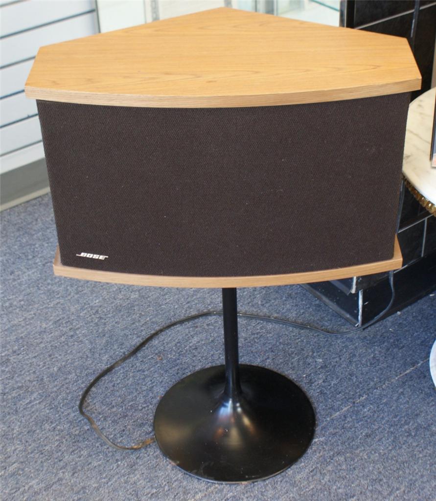 BOSE PAIR OF 901 SERIES V SPEAKERS WITH TULIP STANDS Gold Crafters