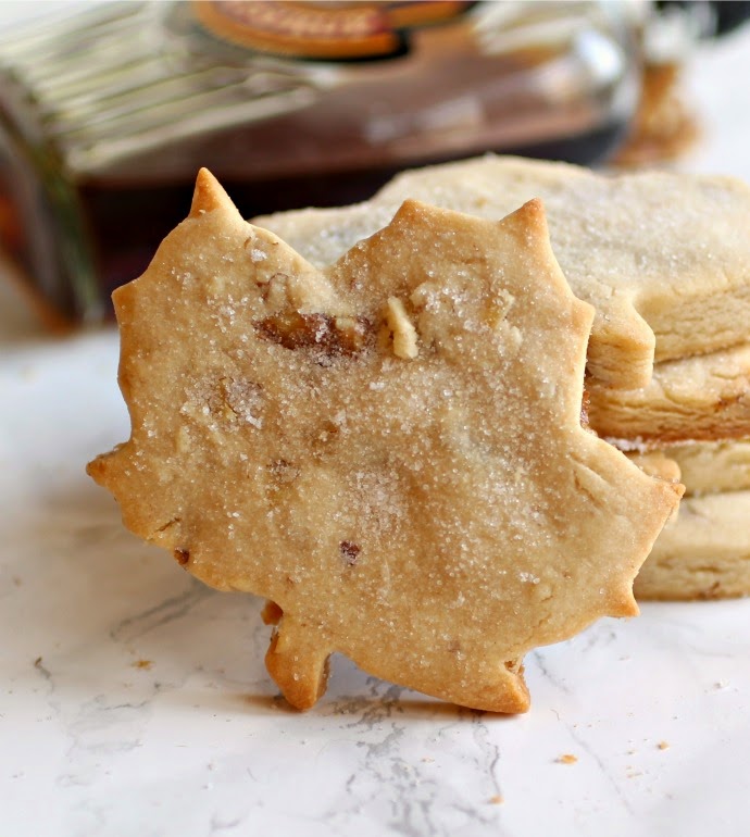 Maple Walnut Shortbread Cookies