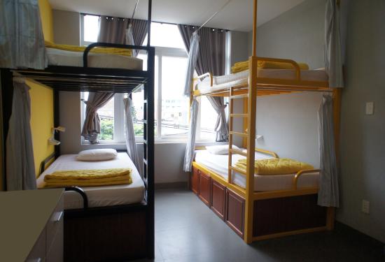 funtastic-danang-hostel.jpg