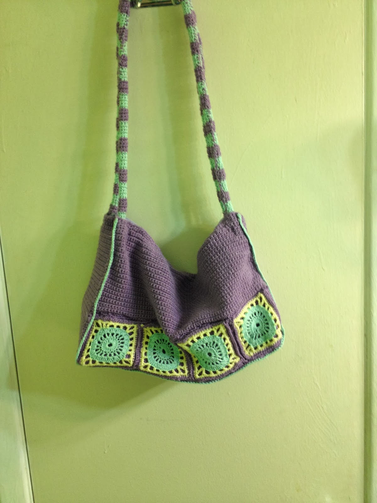 crochet thread purse