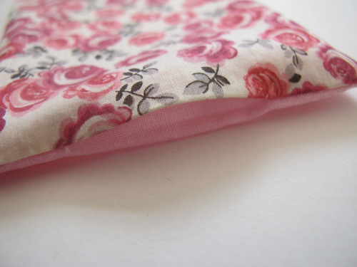Flossie Teacakes: A tutorial: lavender sachets with perfect corners ...