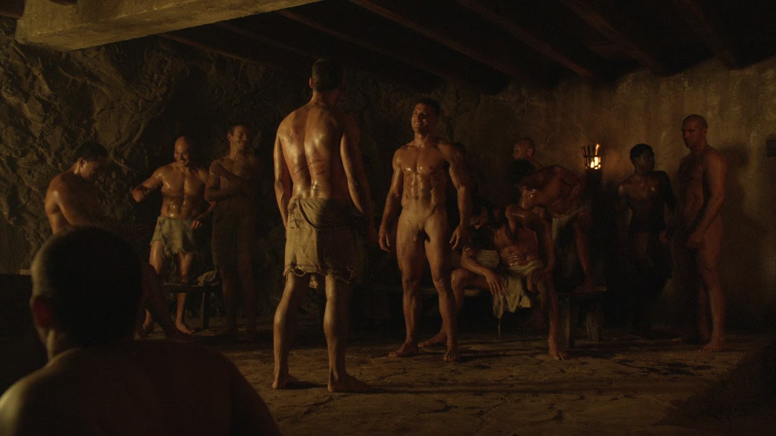 Manu Bennett nude in Spartacus 1-02 "Sacramentum Gladiatorum" .