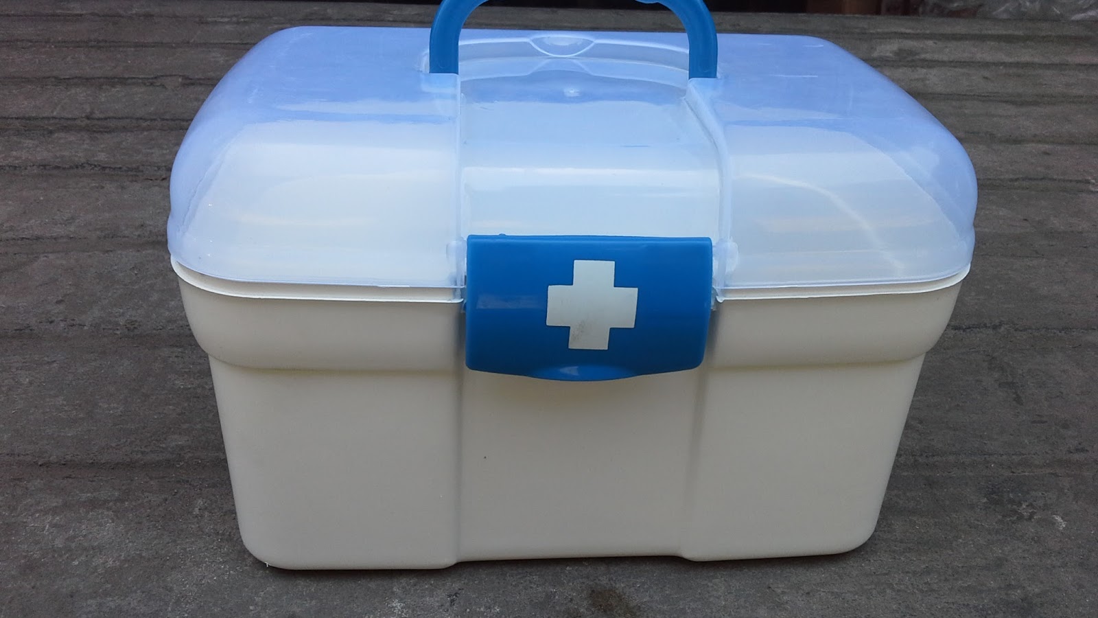 Kotak Obat Plastik Furnitur Surabaya Indonesia