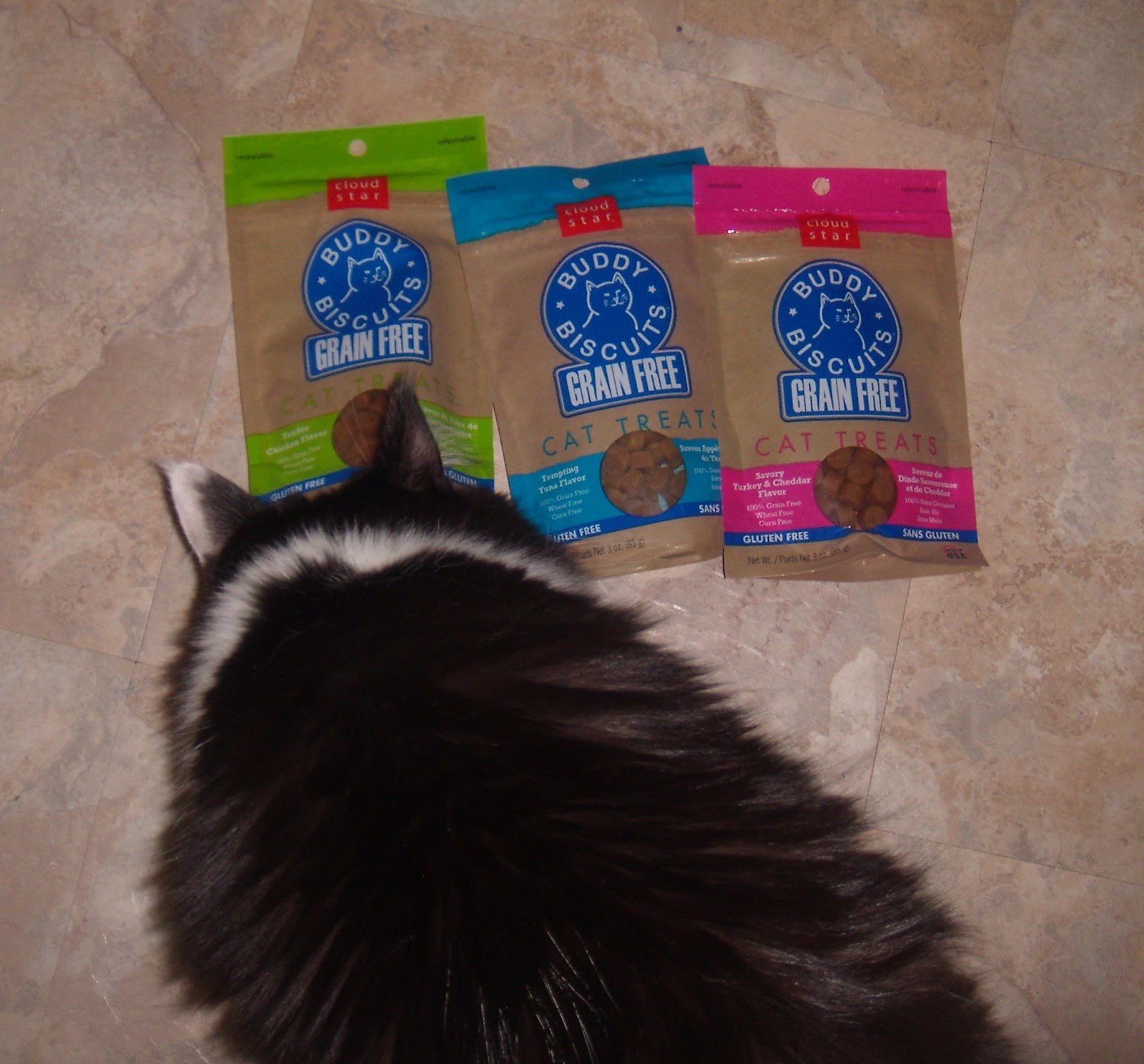 Mommie of 2 Buddy Biscuits Cat Treats Review and Giveaway 6/25 CLOSED
