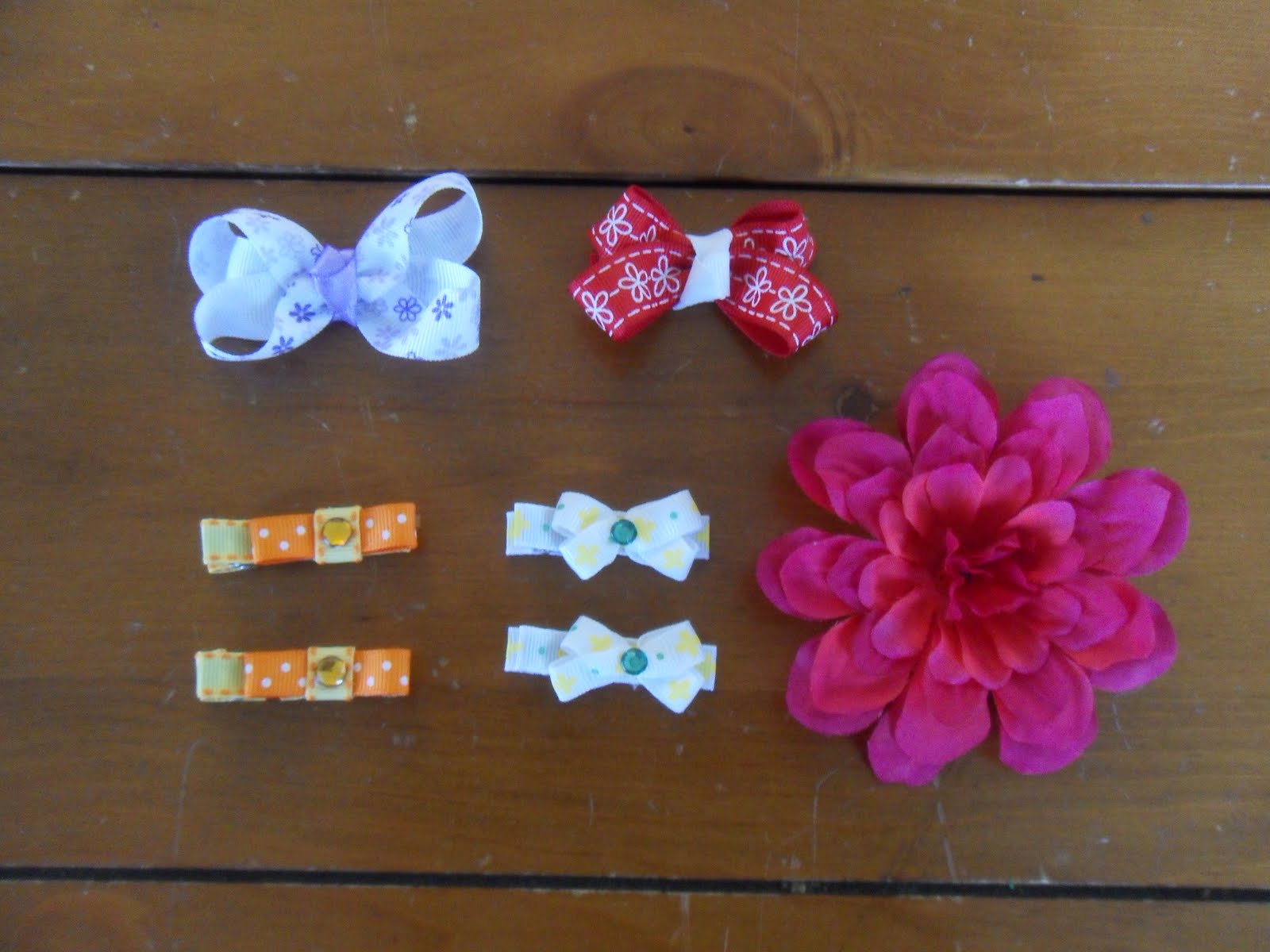 Simple Joy Crafting Hair Bows and Chocolate Popsicles