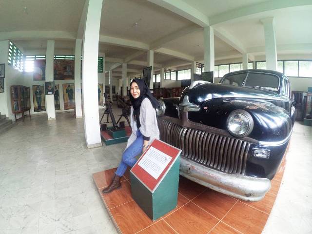 Lagi Musim Ujan Pengen Jalan-Jalan? Yuk, Kunjungi Tempat Wisata di Malang Satu Ini! Lagi Musim Ujan Pengen Jalan-Jalan? Yuk, Kunjungi Tempat Wisata di Malang Satu Ini!