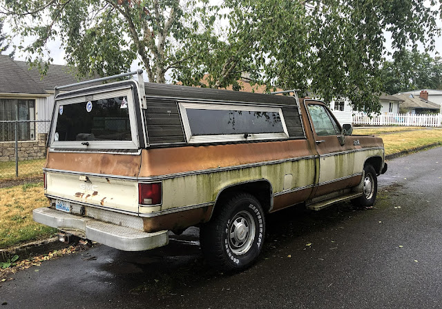 Seattle's Classics: 1980 GMC Sierra Grande 25
