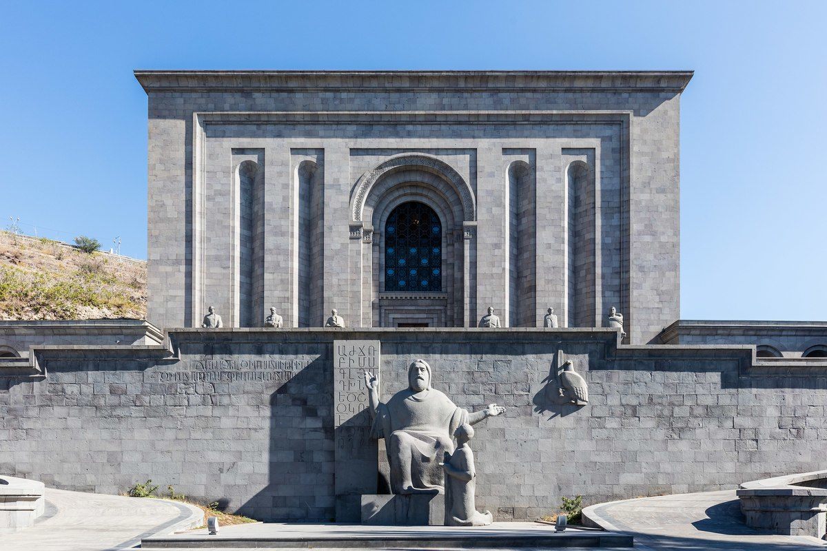Ξωτικό: Το Ματενανταράν στο Γιερεβάν της Αρμενίας και η συλλογή του με σπάνια χειρόγραφα