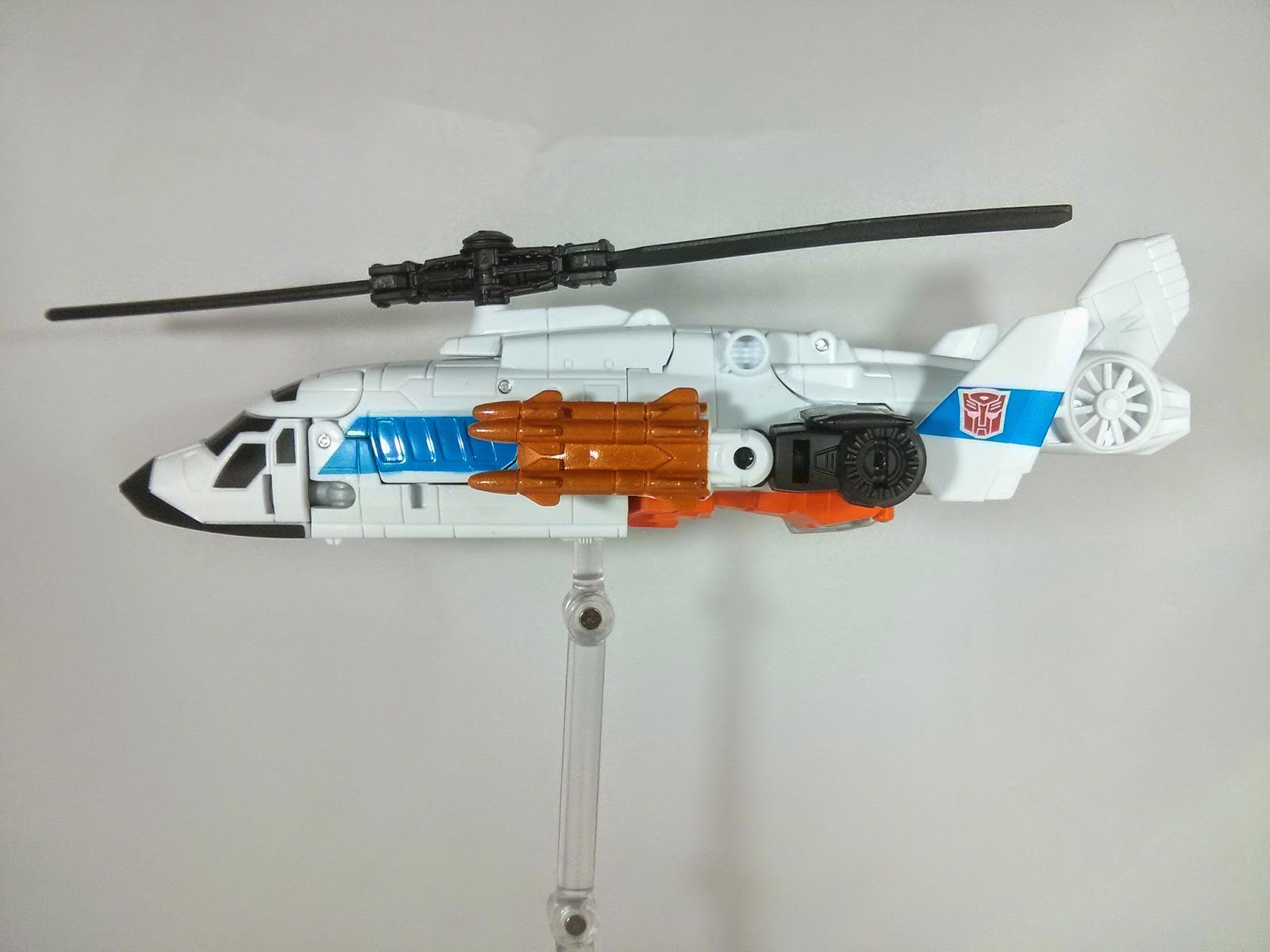 a side view of the vehicle mode