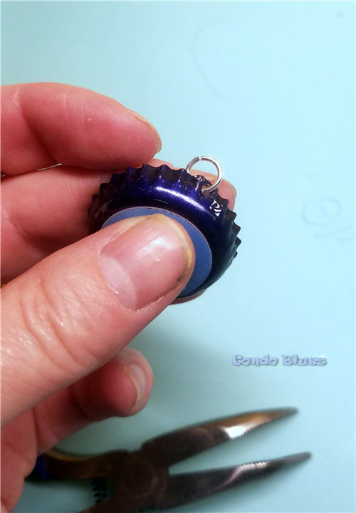 how to make recycled bottle cap jewelry for kids