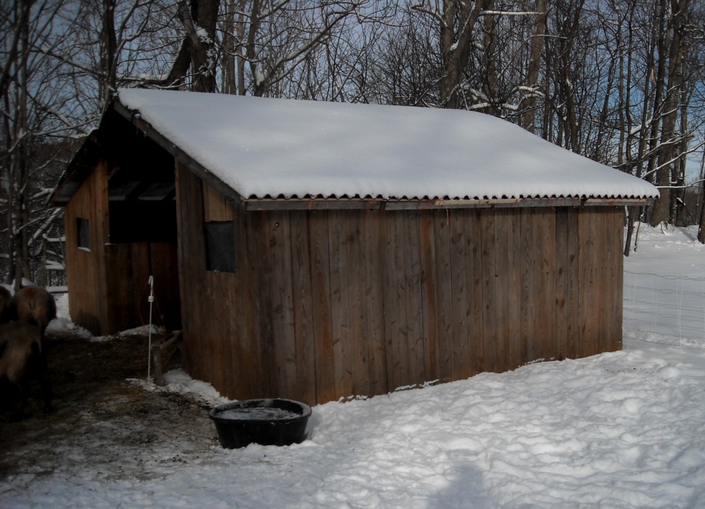 Stark Hollow Farm Modular Portable Livestock Shelter