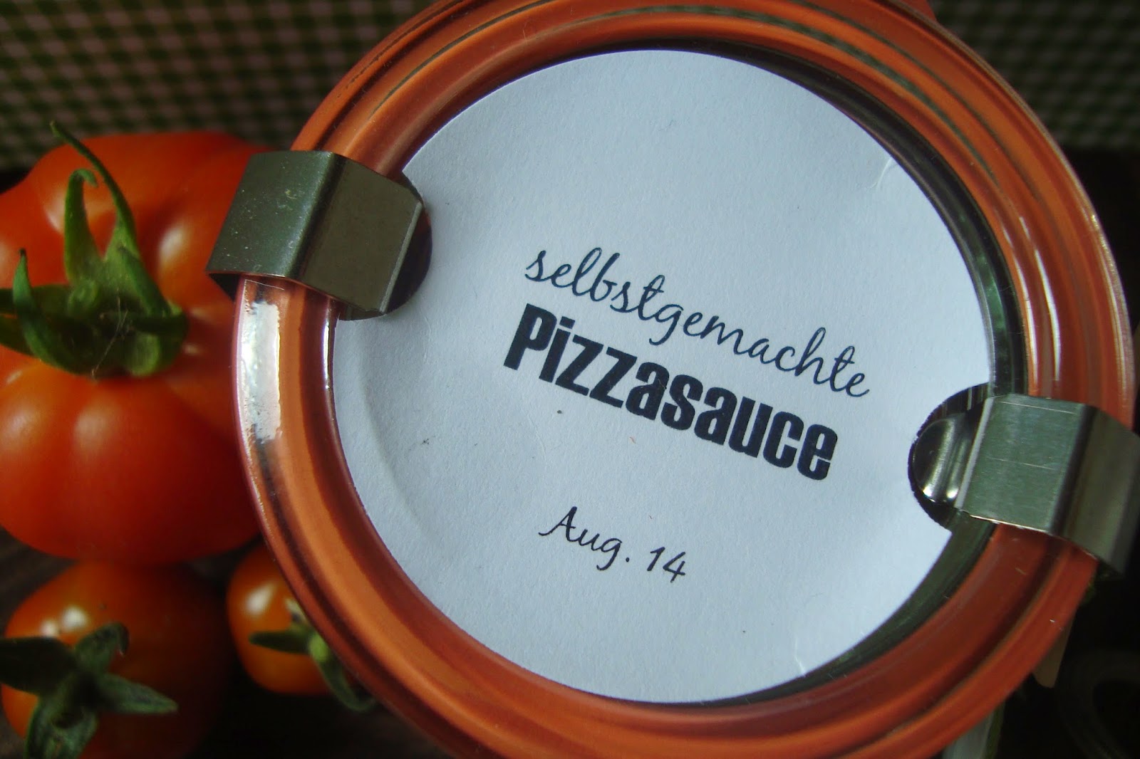 Kleefalter: selbstgemachte Pizzasauce und ein Rubbellos...