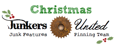 Christmas Junkers United, A Vintage Sled, A Holiday Mantel and a Link Party!