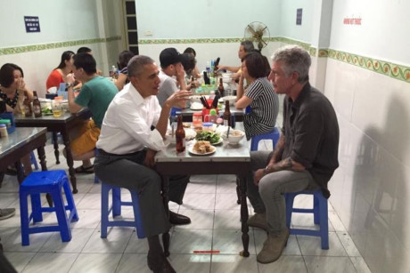 Dan mang Trung Quoc tranh luan ve suat bun cha cua Tong thong Obama - Anh 3