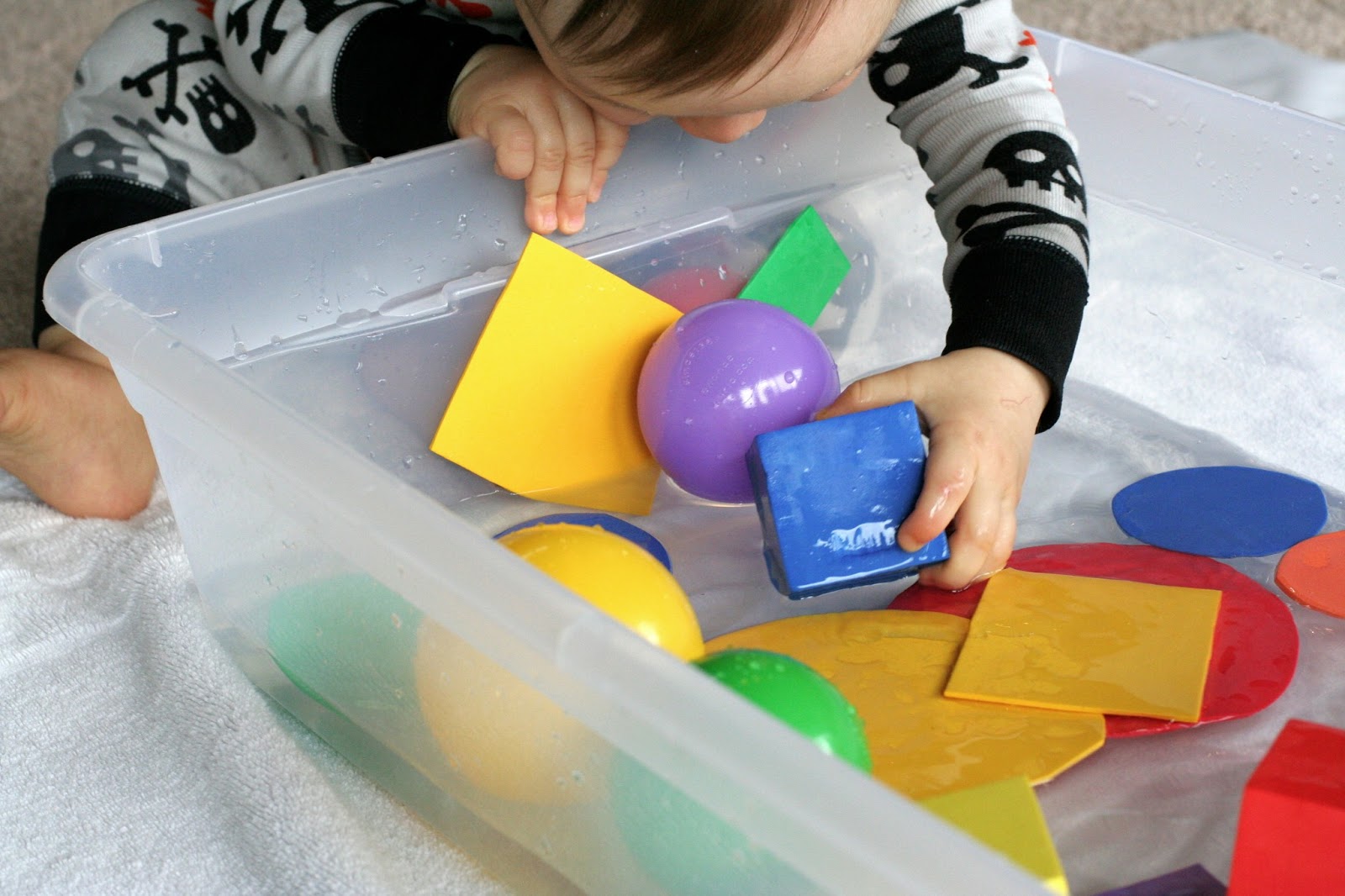 Baby Play Exploring Float
