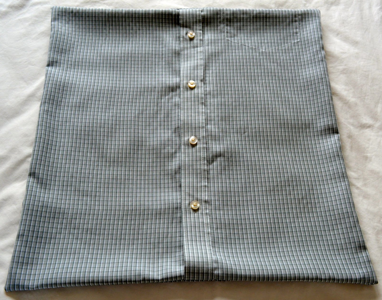 Handmade Jane: Men's Shirt Cushion Tutorial
