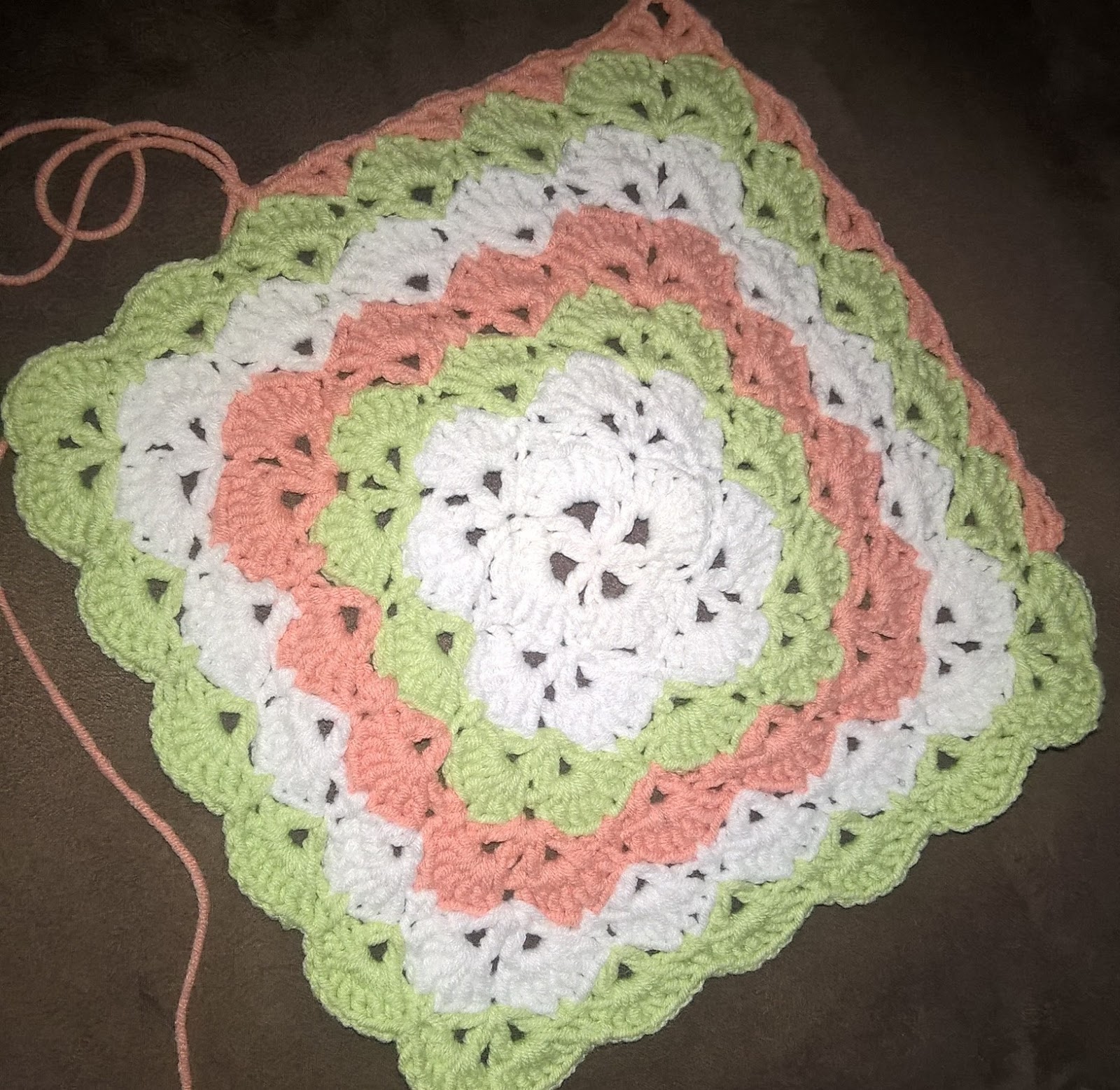 Szydełkowe Impresje Kocyk dla małej Leny / Baby's blanket for Lena's