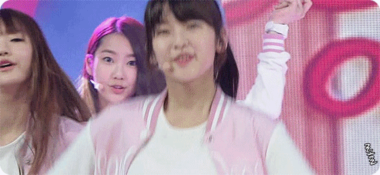 아린이의 데뷔무대 메커니즘이 상당히 조크든요?.gif | 인스티즈