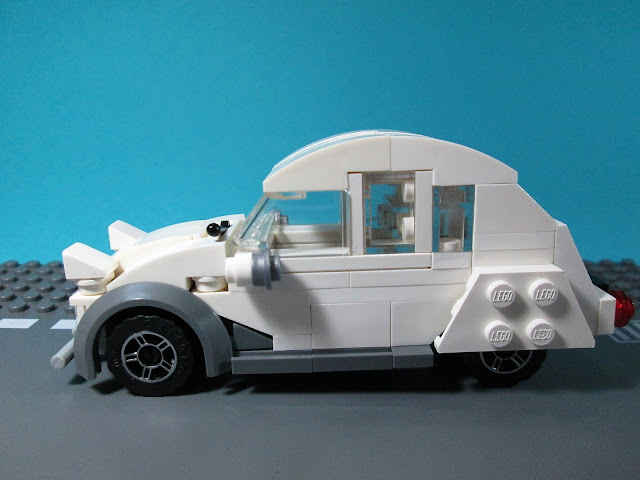 MOC LEGO Citroen 2CV Charleston