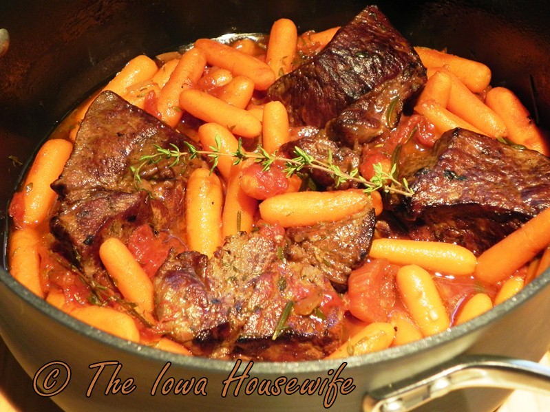 The Iowa Housewife Individual Pot Roasts with Herbs and Carrots