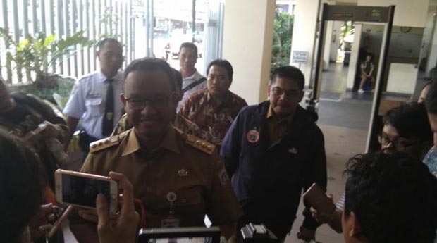 Bawaslu Bogor Nyatakan Pose Dua jari Anies Tak Langgar Kampanye