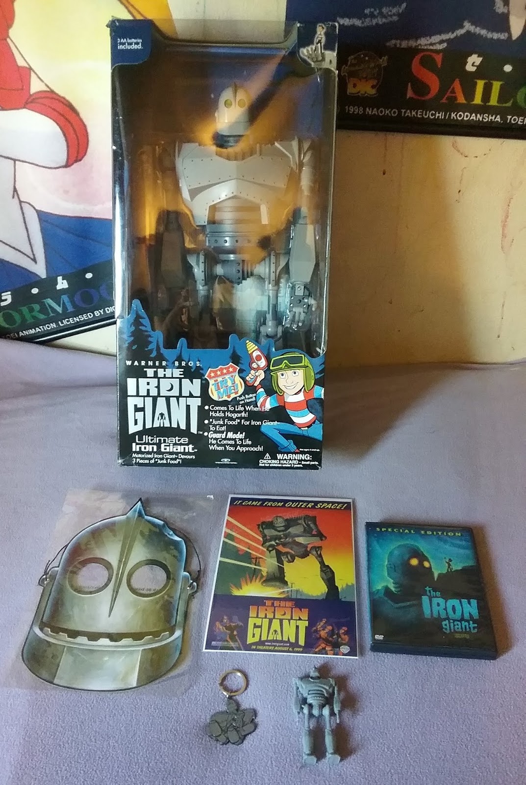 Lady Beatnik My "The Iron Giant" collection
