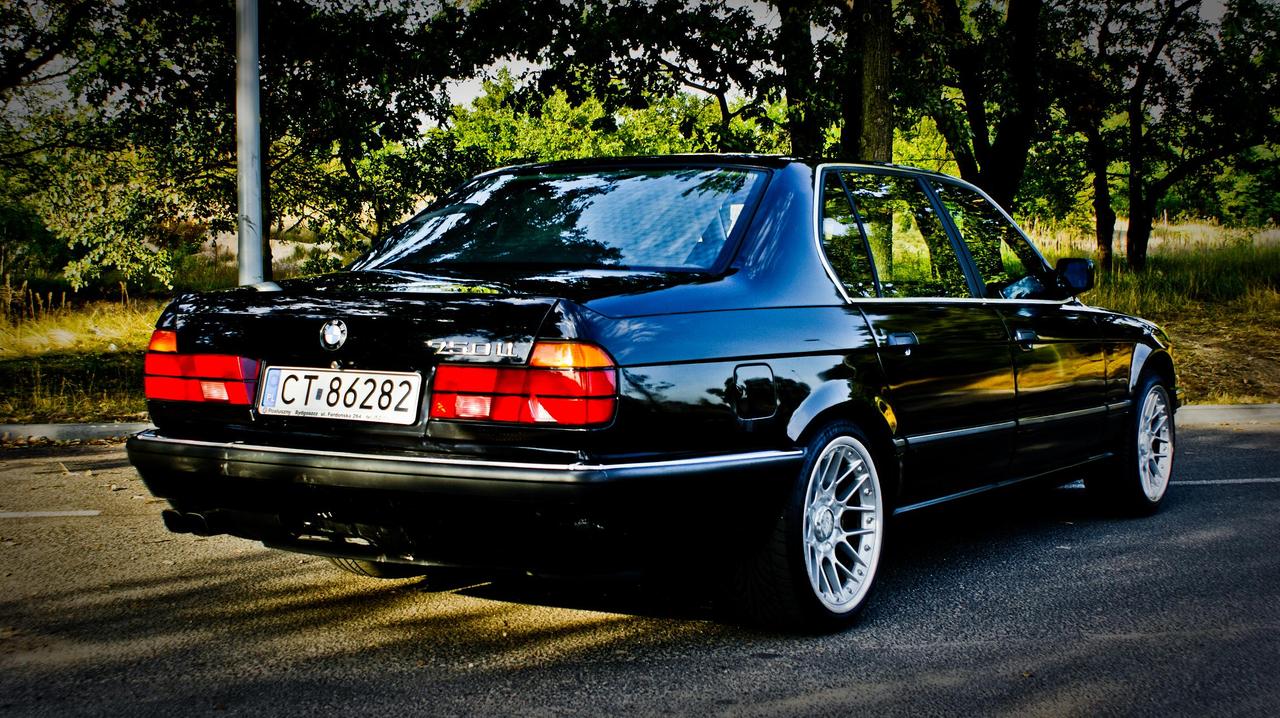 BMWfan Trochę mojej ulubionej historii czyli BMW 7 E32