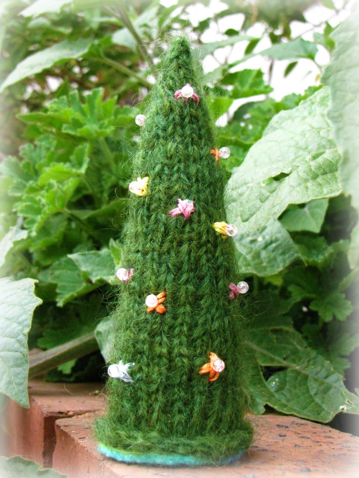 christmas-tree-knitting-pattern-tutorial-natural-suburbia