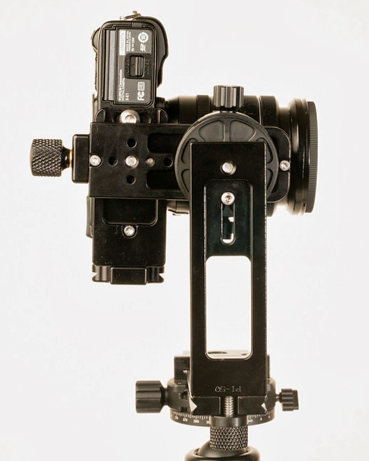 Fujifilm X-E1 mounted on Hejnar 4/3 Quick Connect Set - Horizontal