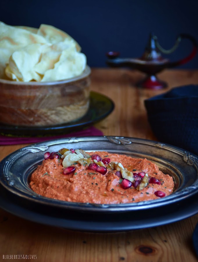 MUHAMMARA, SALSA SIRIA DE PIMIENTOS Y NUECES