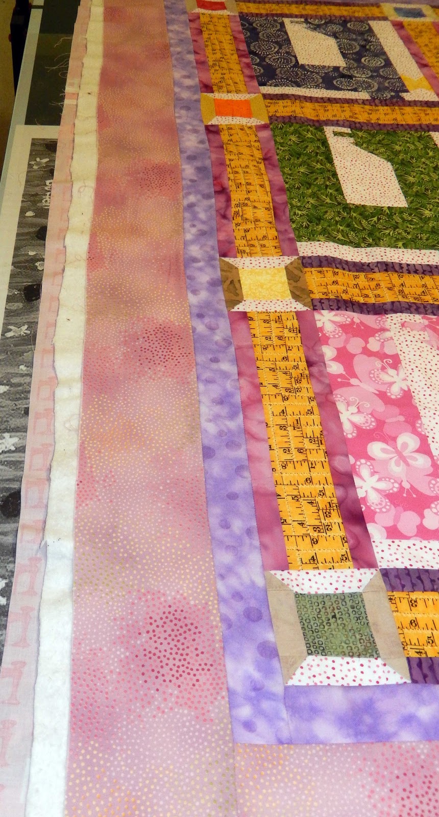 Benefits of Spray Basting Your Quilt – Faith and Fabric