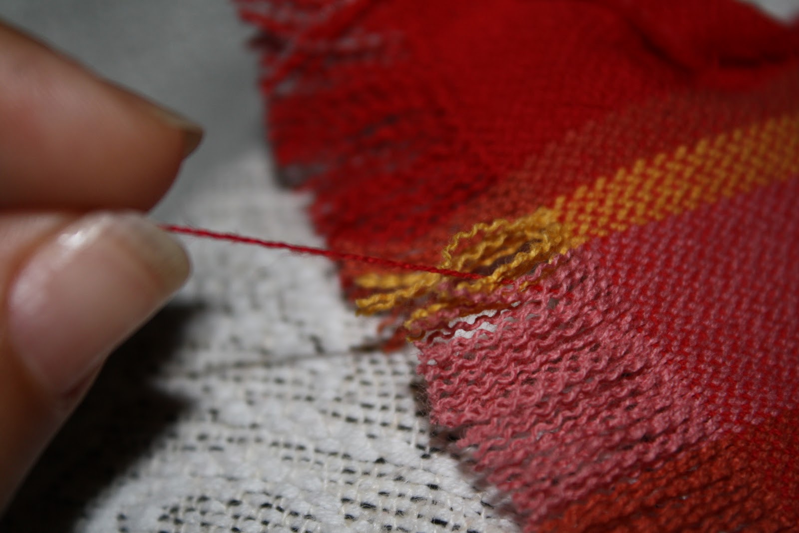 little world Tutorial Adding fringe to a woven wrap (or any woven