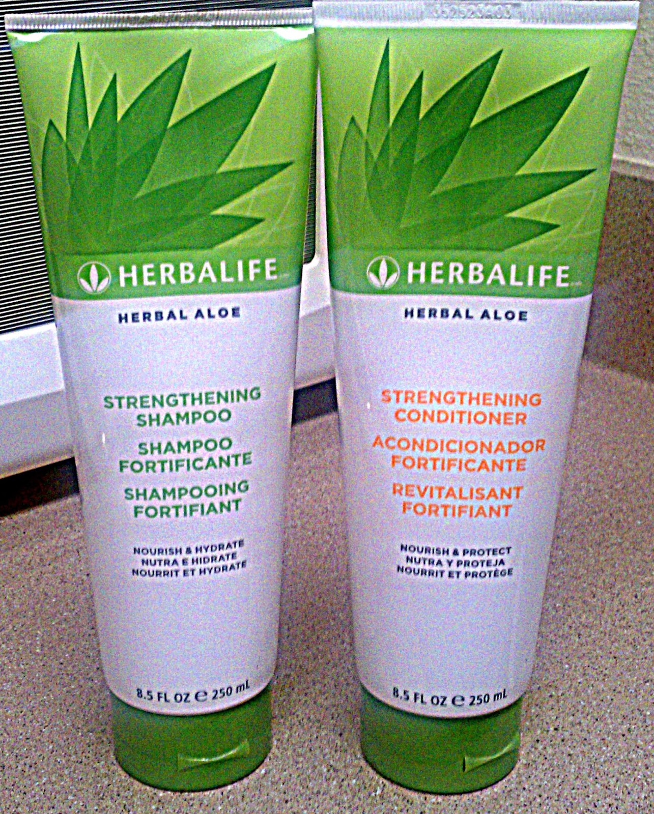 Herbalife Herbal Aloe Strengthening Shampoo & Conditioner Review | FabEllis