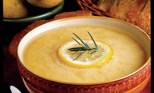 Low Calorie Greek Egg Lemon Soup #healthysouprecipe