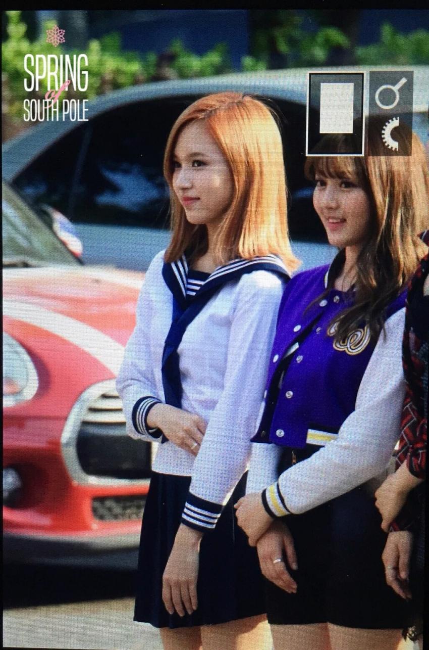 오늘 뮤비의상 입은 트와이스 출근길 | 인스티즈