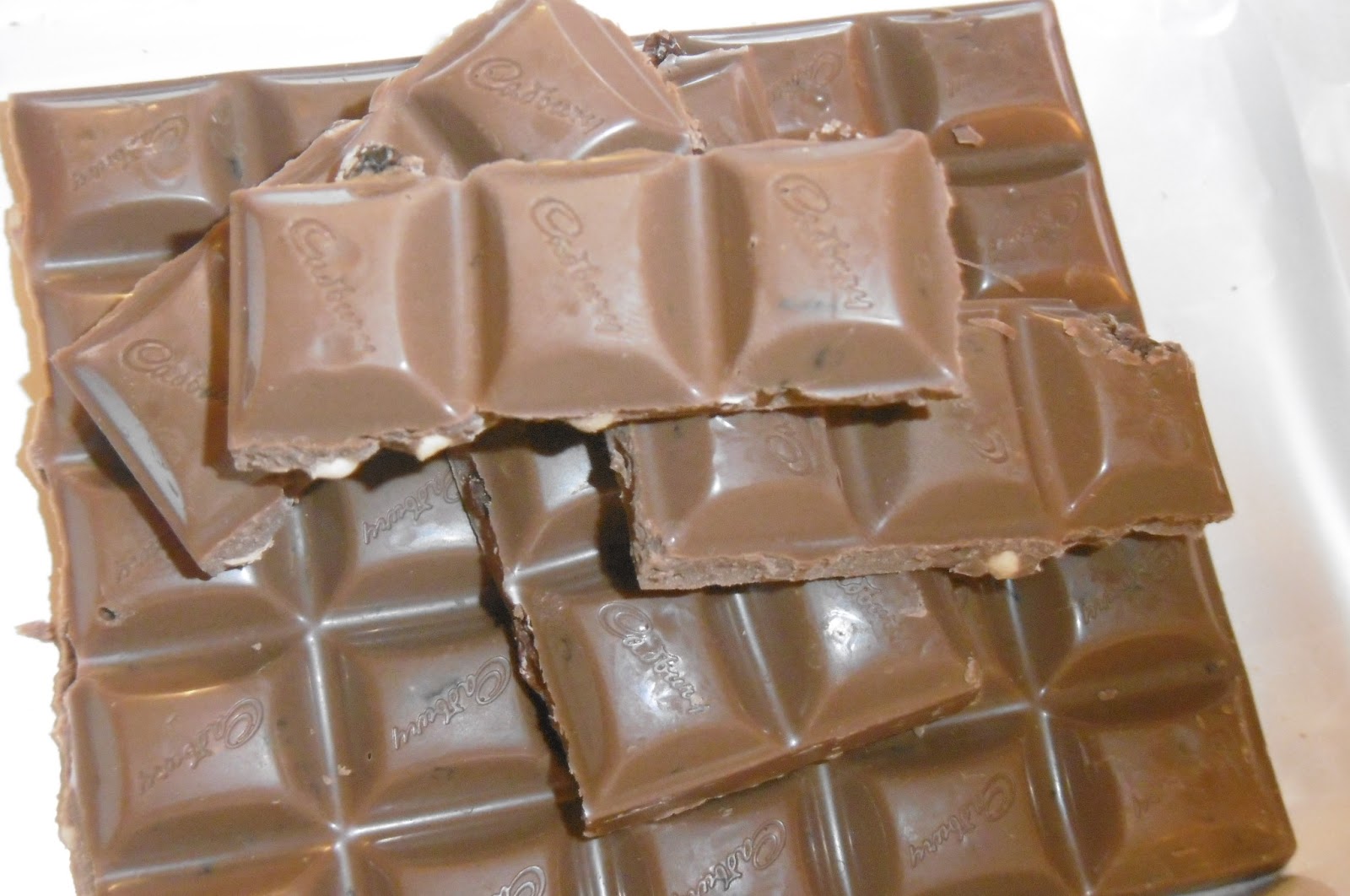 Madhouse Family Reviews: Cadbury Dairy Milk Tiffin review