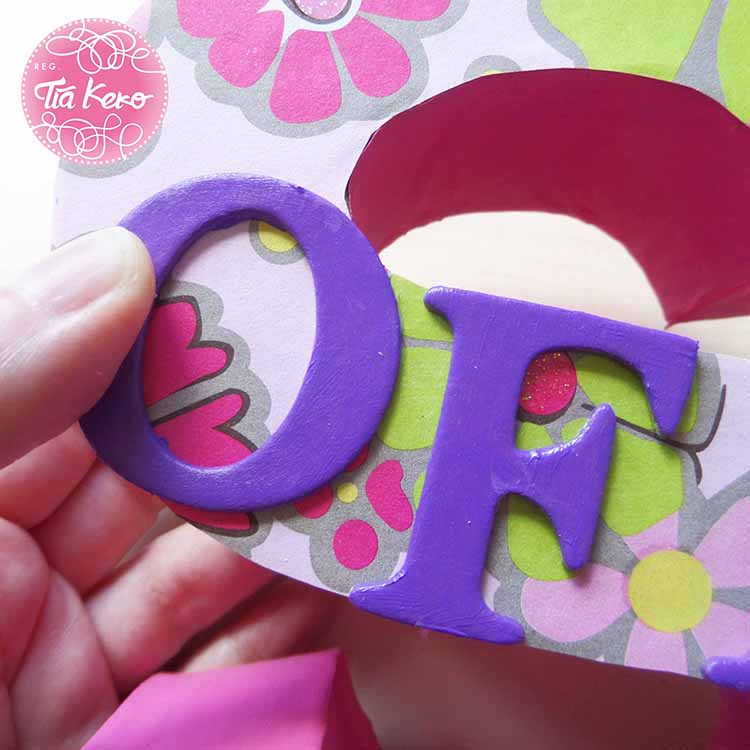 Tía Keko y manualidades con letra