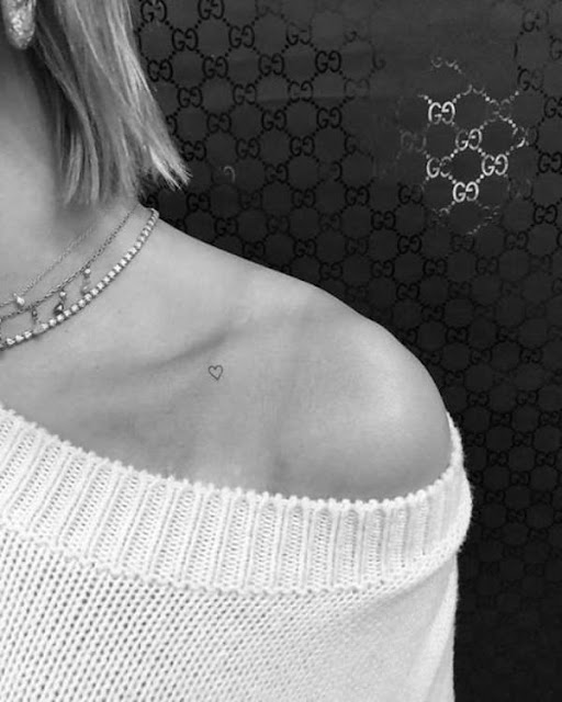 Tatuagens femininas na clavícula Tatuagens femininas na clavícula