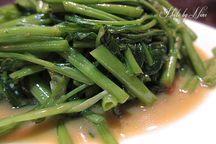【台北東區】皇城老媽川菜餐廳。蒼蠅頭創始老店 【台北東區】皇城老媽川菜餐廳。蒼蠅頭創始老店