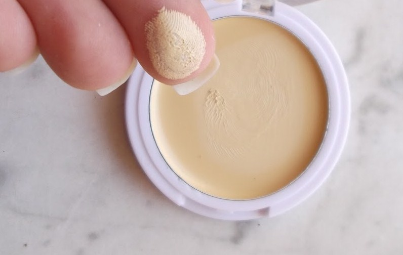 Review Cover everything concealer Yellow Elf;