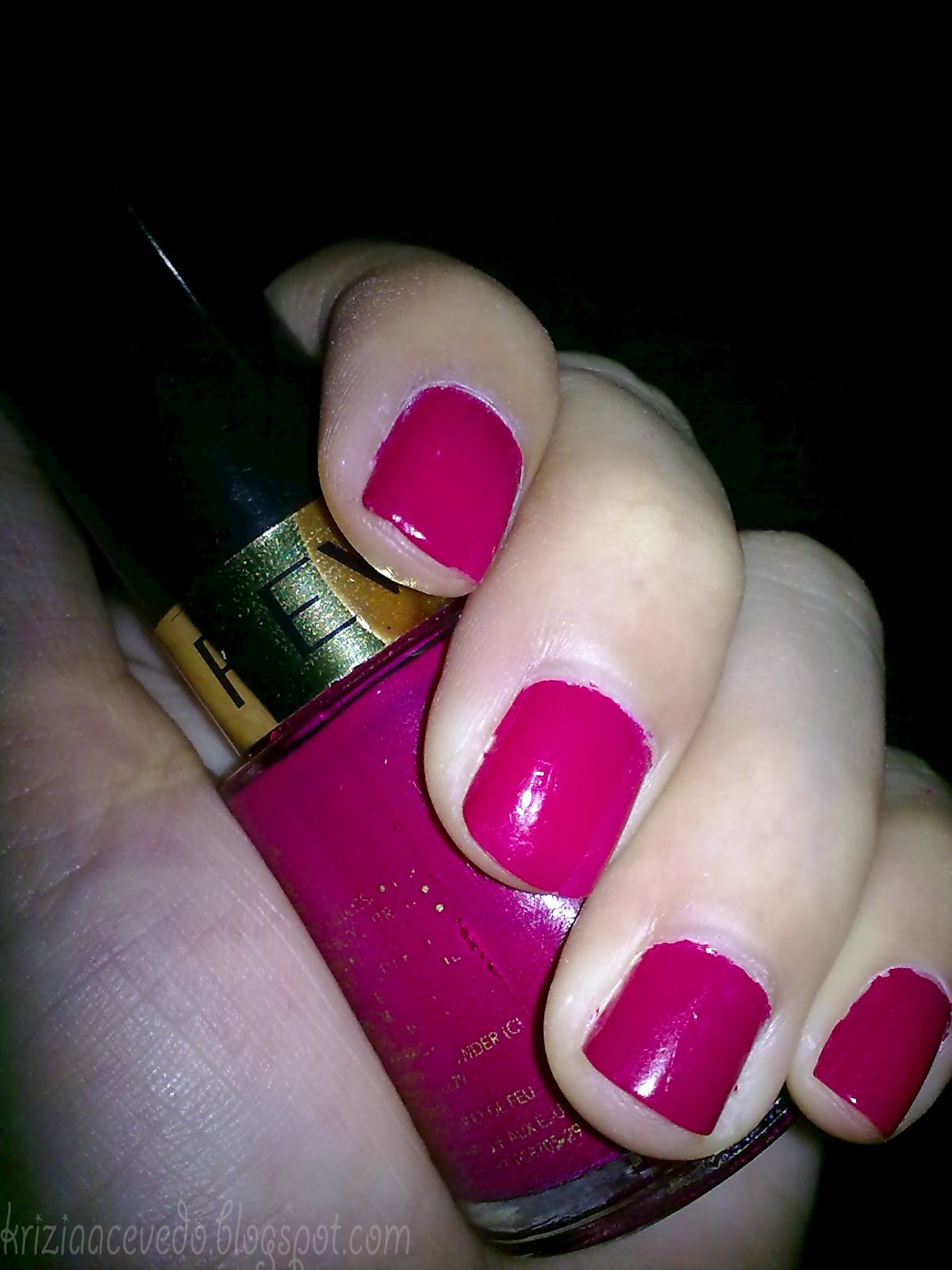 Thumbelisha's Corner Revlon Nail Polish in Cherries in the Snow Review