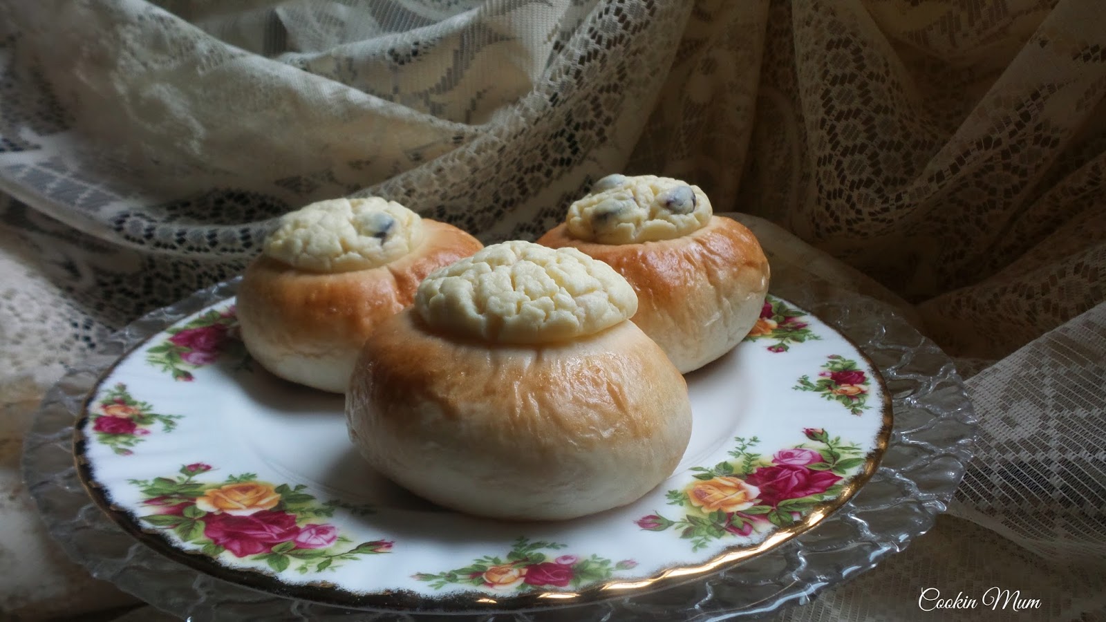 Russian Cream Cheese Sweet Buns - Vatrushka