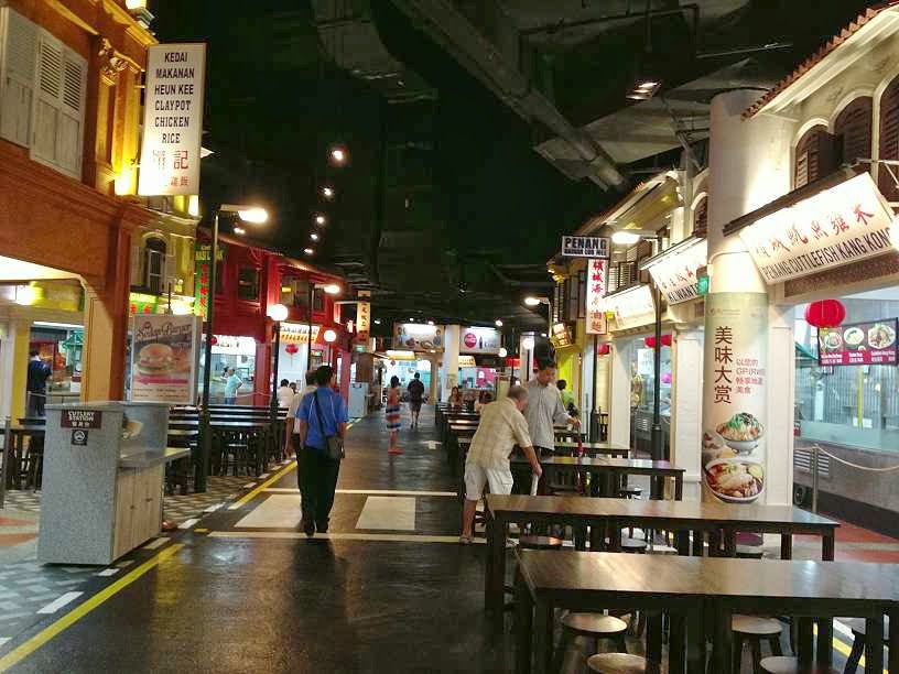 LIFE-FOOTSTEPS: Malaysian Food Street @ Resort World Sentosa