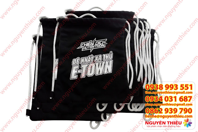 Nha cung cap tui vai bo theo yeu cau san xuat tui rut gia re Xuong may tui vai thoi trang