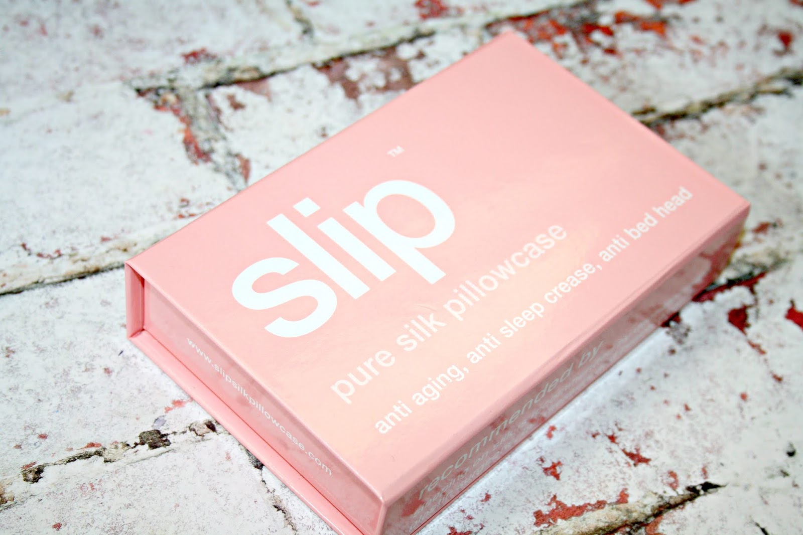 Beautyqueenuk A UK Beauty and Lifestyle Blog Slip Silk Pillowcase