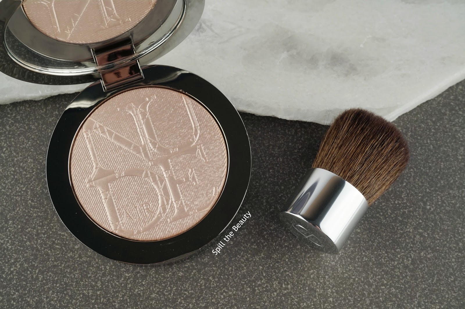 diorskin nude luminizer 002