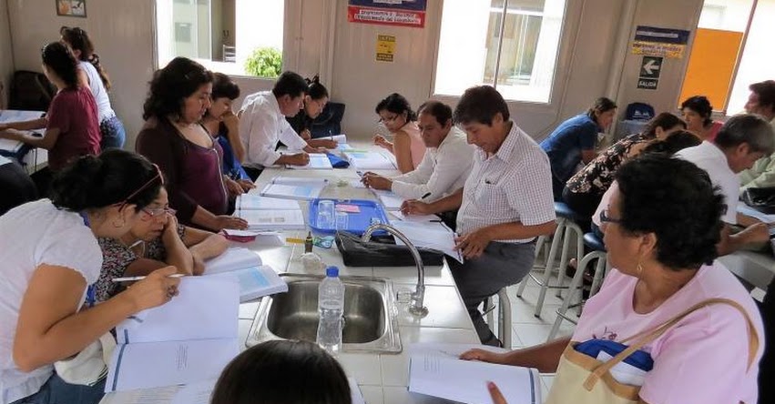 Docentes de la región Lambayeque son capacitados en cultura del agua, gracias a convenio entre la GREL y la Autoridad Nacional del Agua Docentes de la región Lambayeque son capacitados en cultura del agua, gracias a convenio entre la GREL y la Autoridad Nacional del Agua