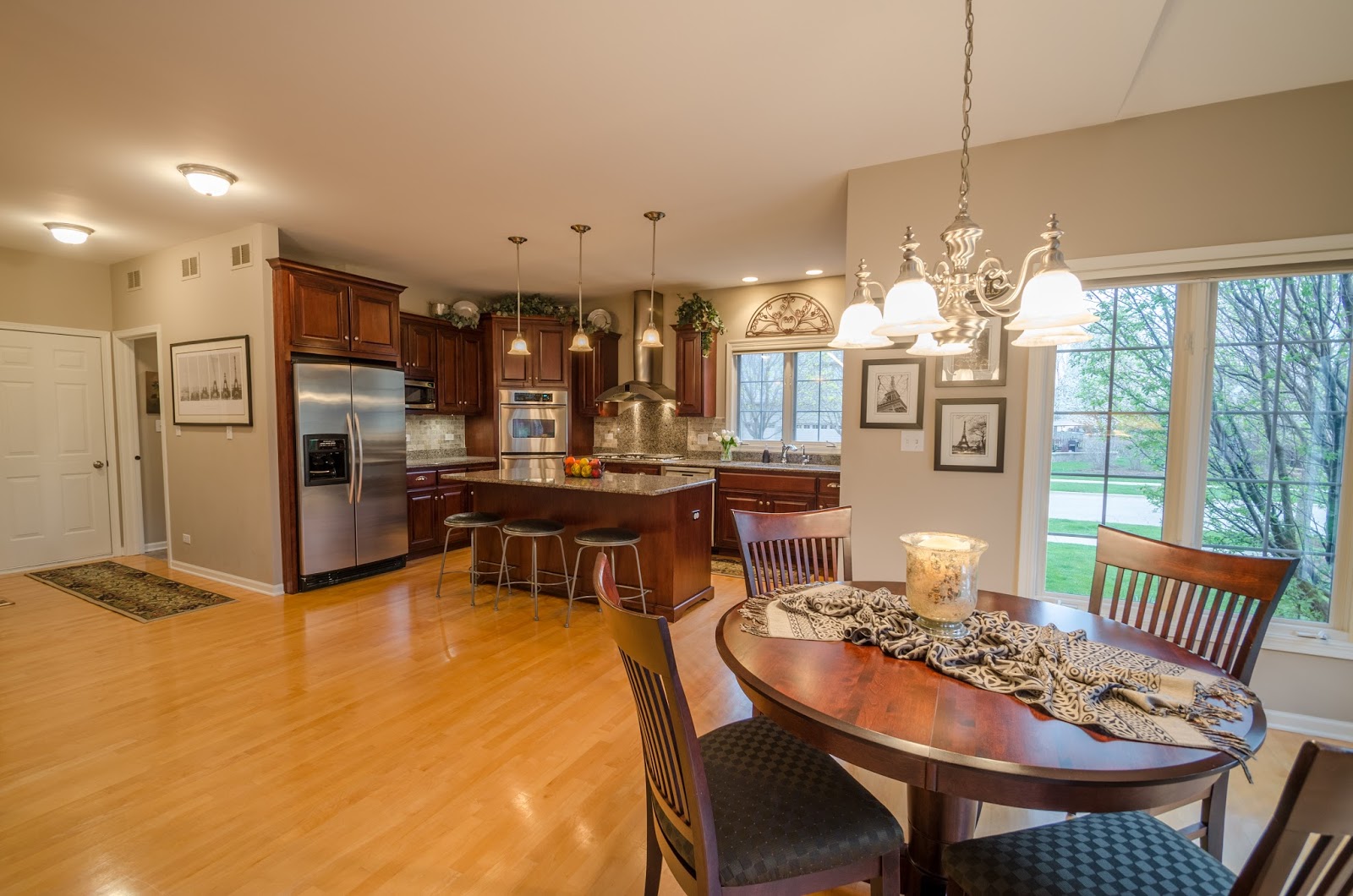 Thornwood Neighborhood in South Elgin, Illinois