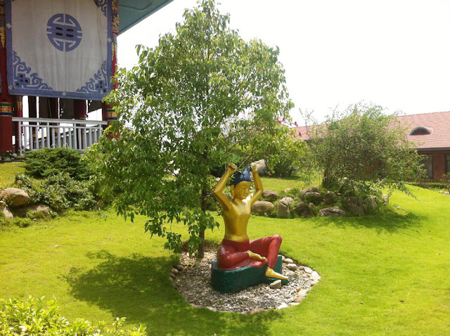 Lord Buddha Cutting His Hair Photo